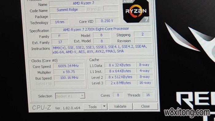 AMD X470 Pinnacle Ridge_ RYZEN 7 2700X at 6000 MHz on Crosshair VII Hero (en).mp4_20180420_100036.357.jpg